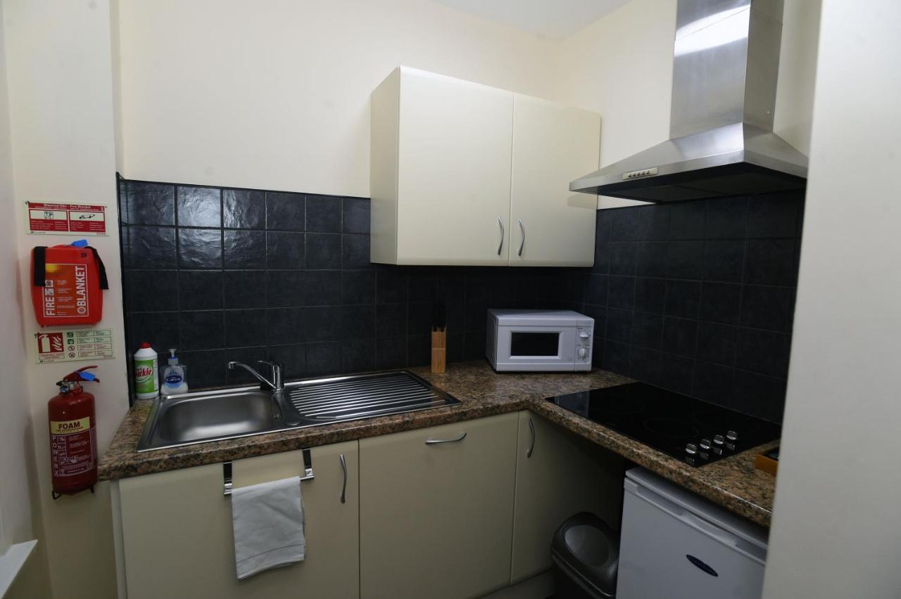 Ty Dre Town House 호텔 카나번 외부 사진